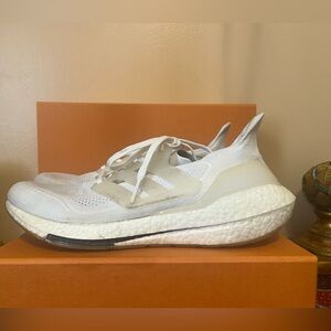 Men’s Adidas Boost - Size 11.5